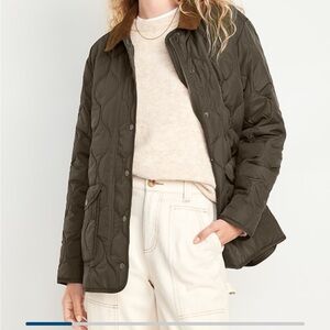 Old Navy Quilted Barn Jacket in Olive